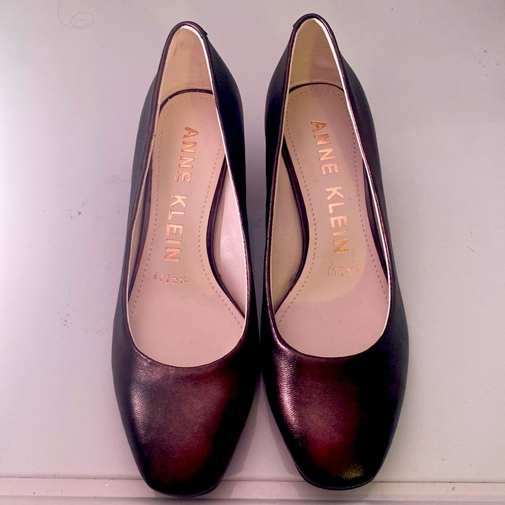 Bronze brown comfort heels